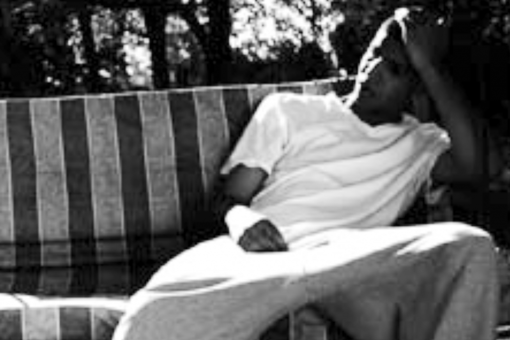 1000088963-1024x683 ThaBiz.com: Drake Interview (2006)