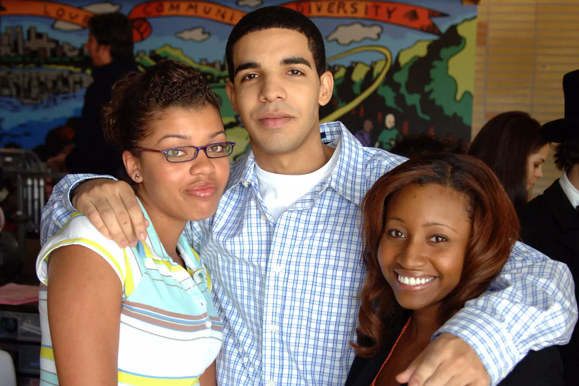1000113395 People: Drake's "Degrassi" Costar Andrea Lewis Among Women Gifted $50K by Rapper (2026)